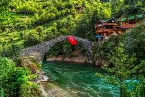 karadeniz bölgesi nin coğrafi özellikleri